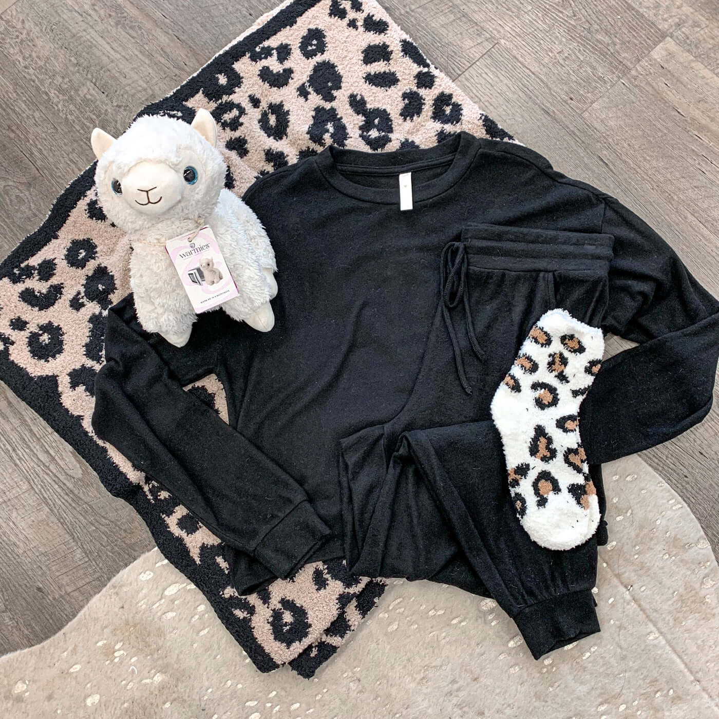 Your Ultimate Clothing Gift Guide for the Holidays - Mod On Trend – MOD ...